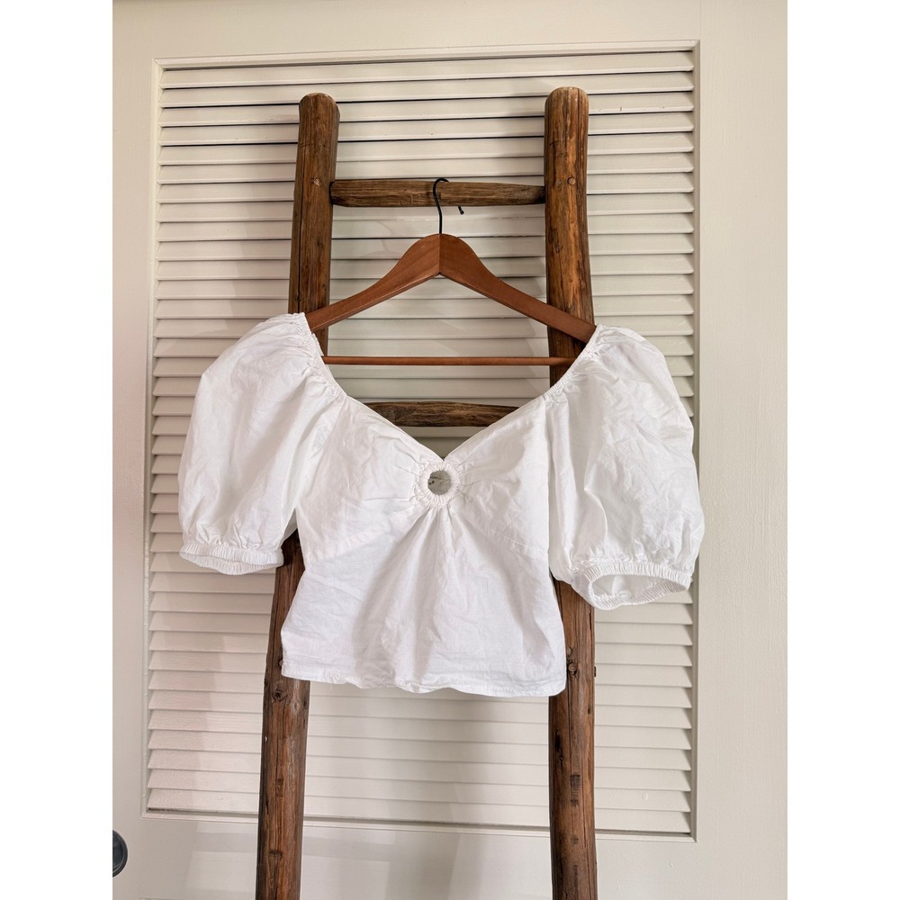 SIM & SAM White Puff Sleeve‎ Smocked Crop Top V-Neck Ring Detail Size S